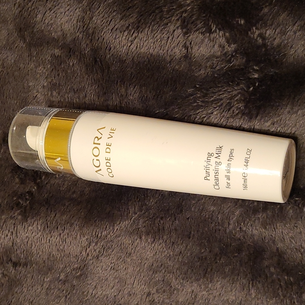 AGORA Purifying Cleansing Milk